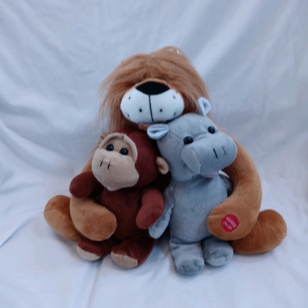 NWT 1995 Chantilly Lane Jungle Trio Plush – Sings & Works, Lion Sleeps Tonight